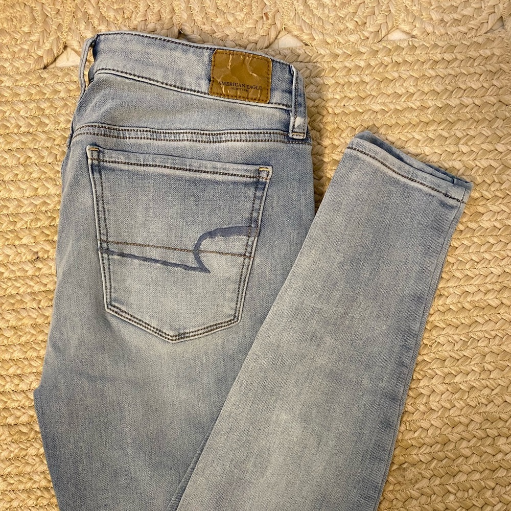 AE hi-rise jegging, size 6